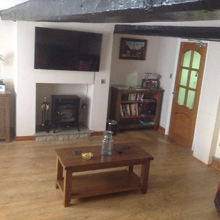 The Guest House Worsthorne Μπέρνλεϊ Εξωτερικό φωτογραφία
